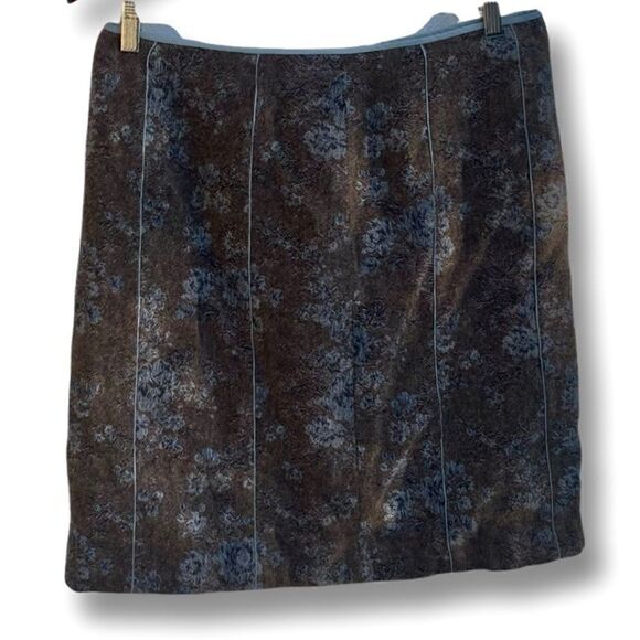 Ann Taylor - Knee Length Skirt - Size 10 - Picture 1 of 4